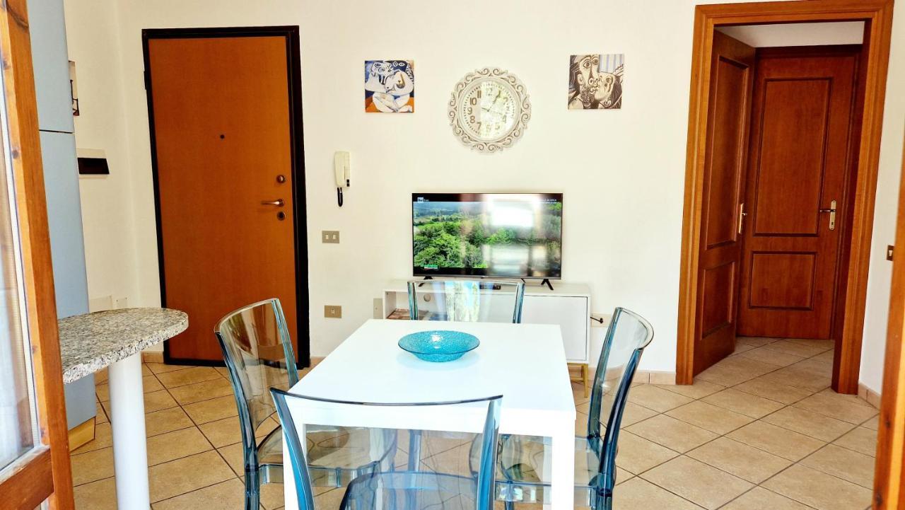 Dimora Rena Dorada - Apartment In Pula, Sardinia, Italy 외부 사진